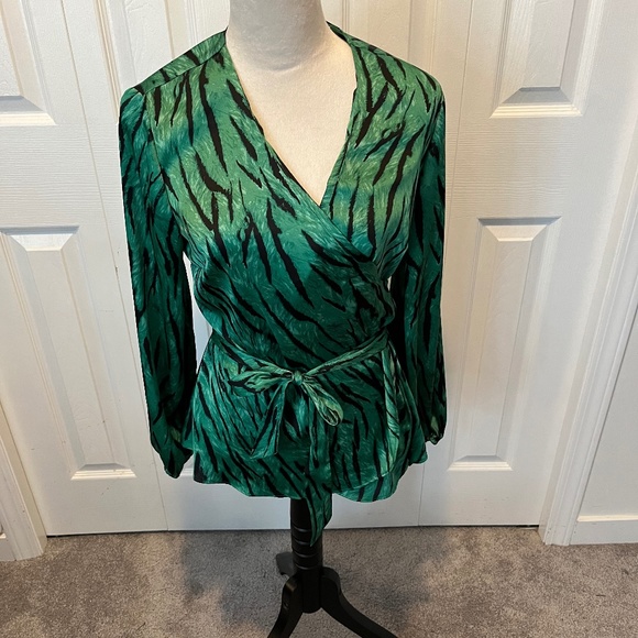INC size Mp new with tags wrap top - Picture 1 of 8
